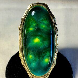 Vintage 2-1/4" Adjustable Ring or Lipstick Holder w/Mirror